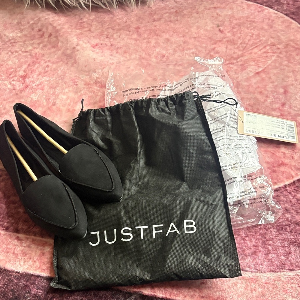 JustFab Elegant Black Loafers